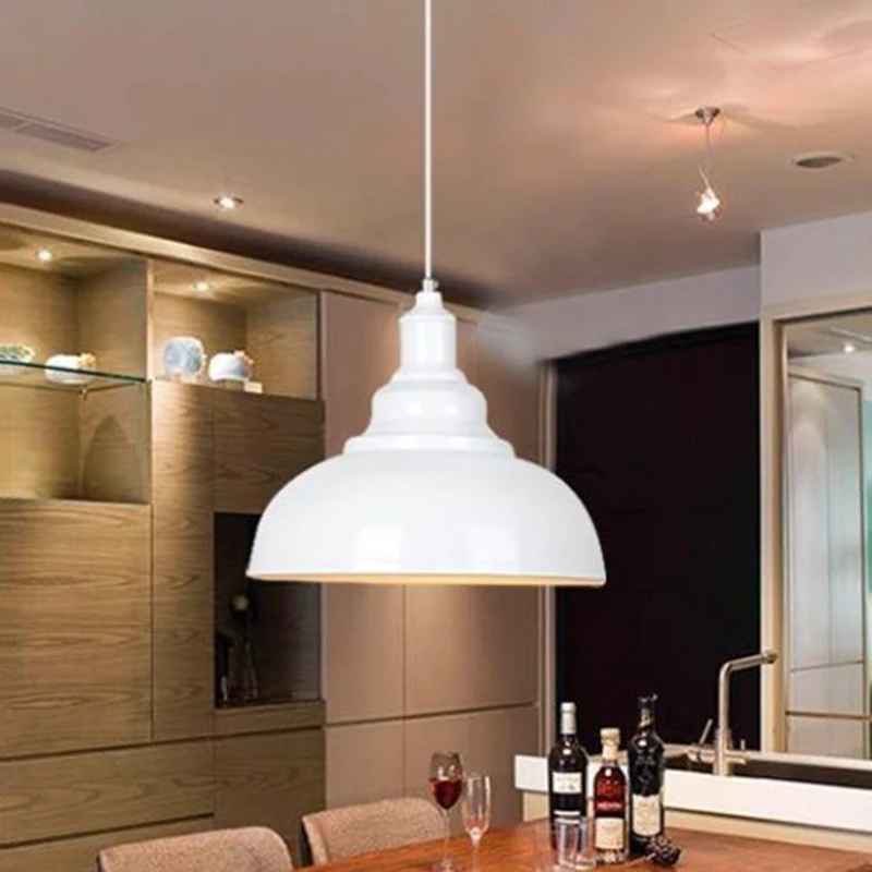 Винтажный промышленный подвесной светильник в рустикальном стиле кухонный