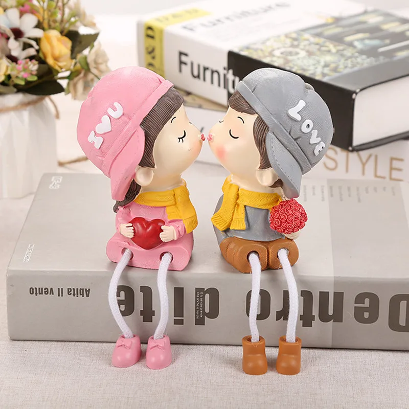 Кукла с болтающимися ногами милая пара Поцелуй смола мультфильм кукла украшения