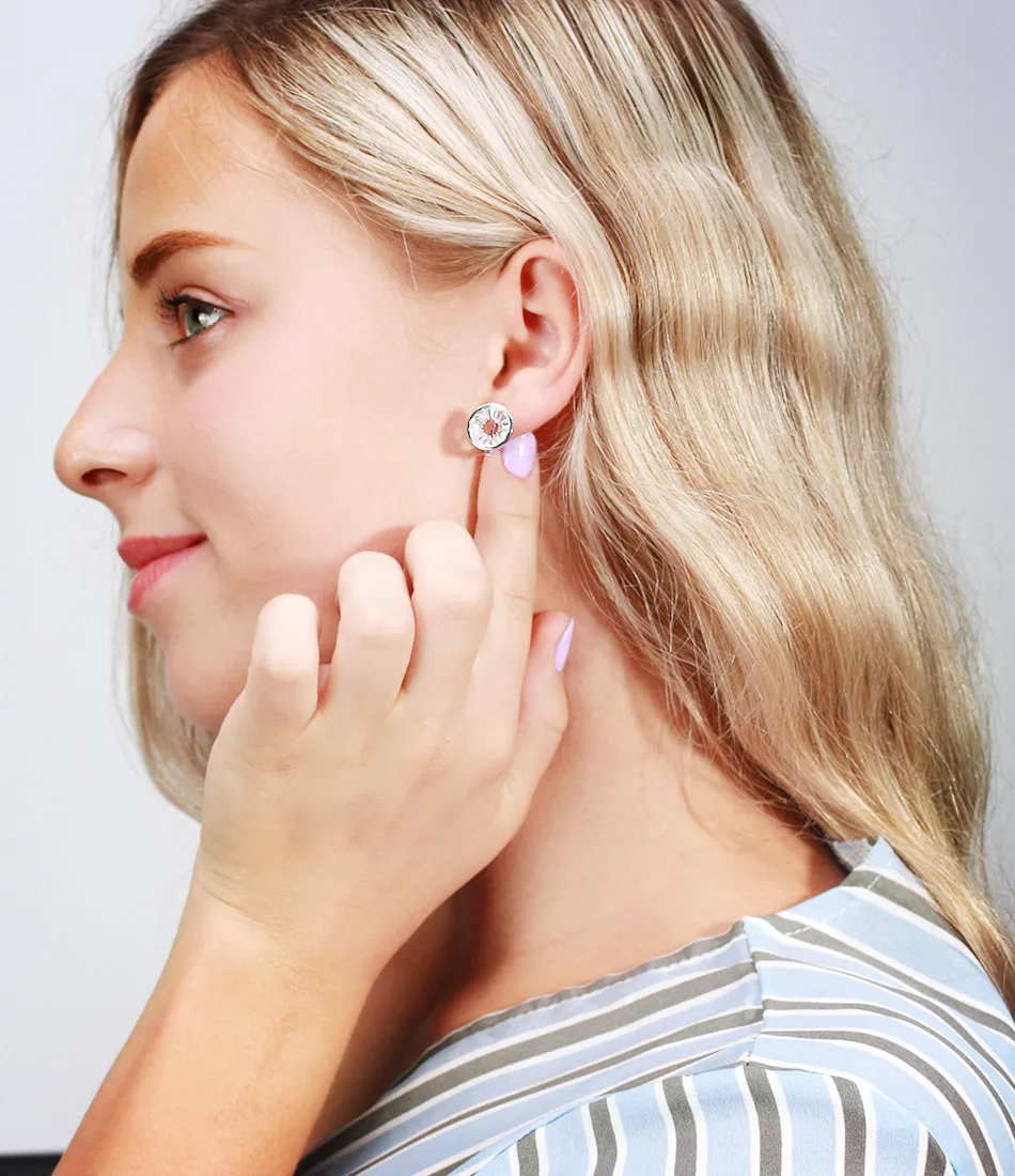 ORSA JEWELS серебряные серьги-гвоздики для женщин круглой формы полые Дизайн AAA кубический циркон маленькие модные серьги девушки ювелирные изделия OE184