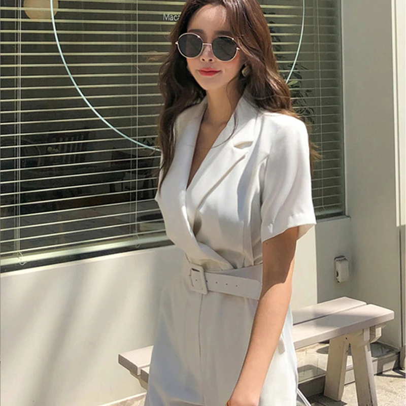 Женский офисный комбинезон с отложным воротником элегантный деловой коротким