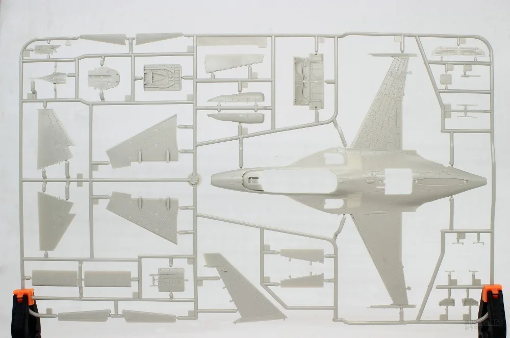 1/48 Kitty Hawk KH80157 русский Як-130 модель хобби