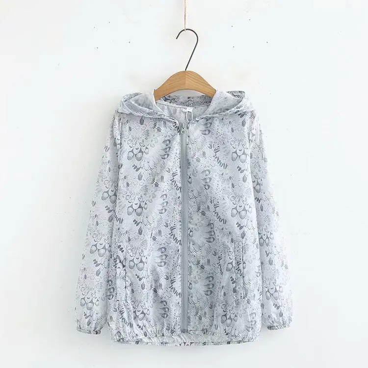 Женская тонкая куртка с капюшоном Повседневная Свободная большого размера плюс