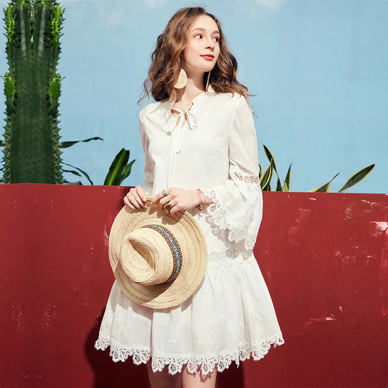 Женское кружевное Хлопковое платье ARTKA белое принцессы с длинным рукавом и