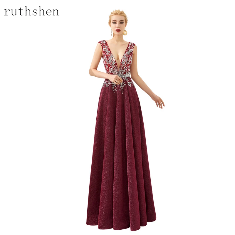 Женское вечернее платье до пола Бордовое с бисером и глубоким вырезом для