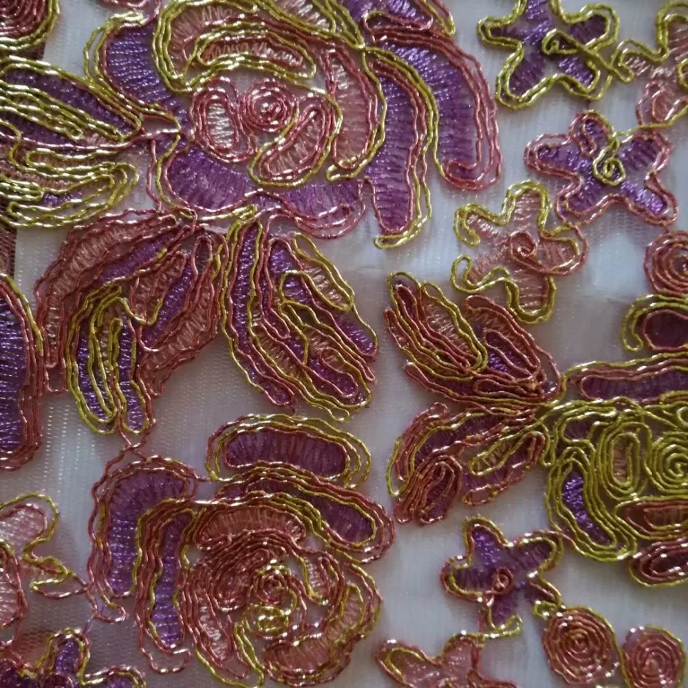 Высококлассная розовая кружевная машинка полностью из Золотой кружевной ткани