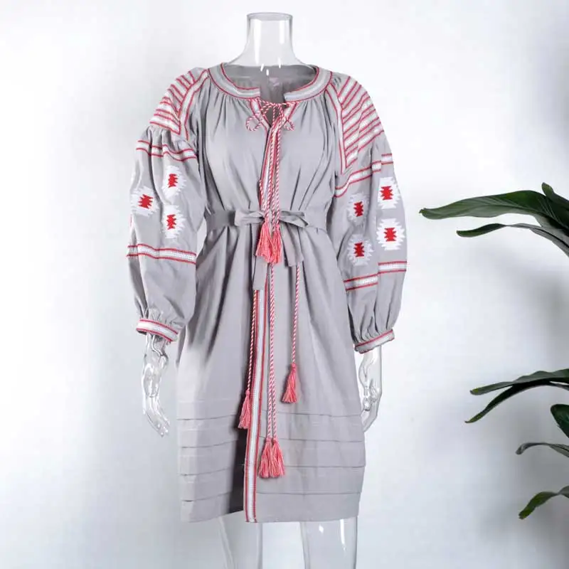 Платье в стиле бохо с цветочной вышивкой осень 20121 винтажные платья до колен