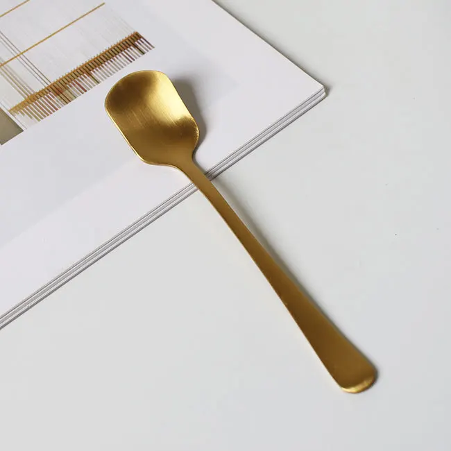 Ice cream spoon Креативная Золотая ложка для мороженого из нержавеющей стали для торта из Awberry фрукты Совок из говядины лопатка Keuken аксессуары нож для масла 1 шт - Цвет: Ice cream spoon
