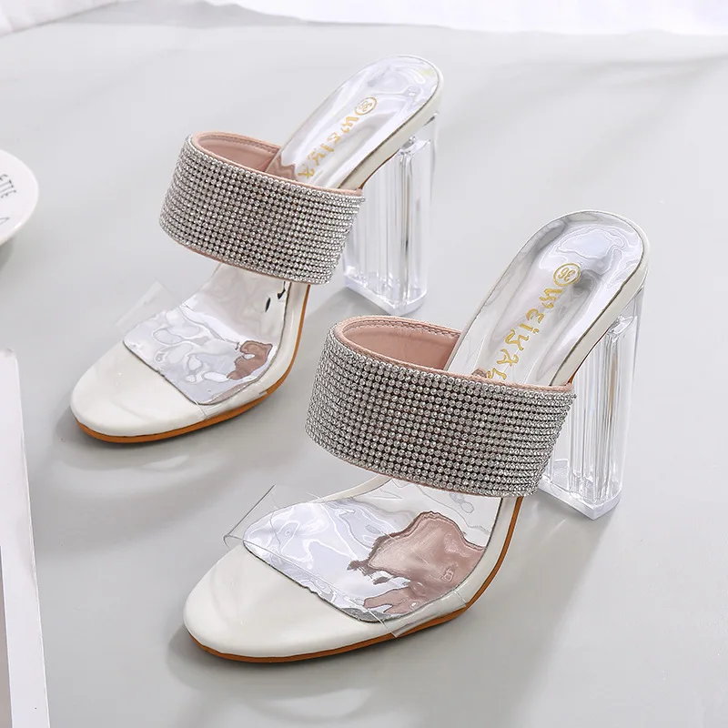 С украшениями в виде кристаллов ремешок дамские босоножки на высоком каблуке