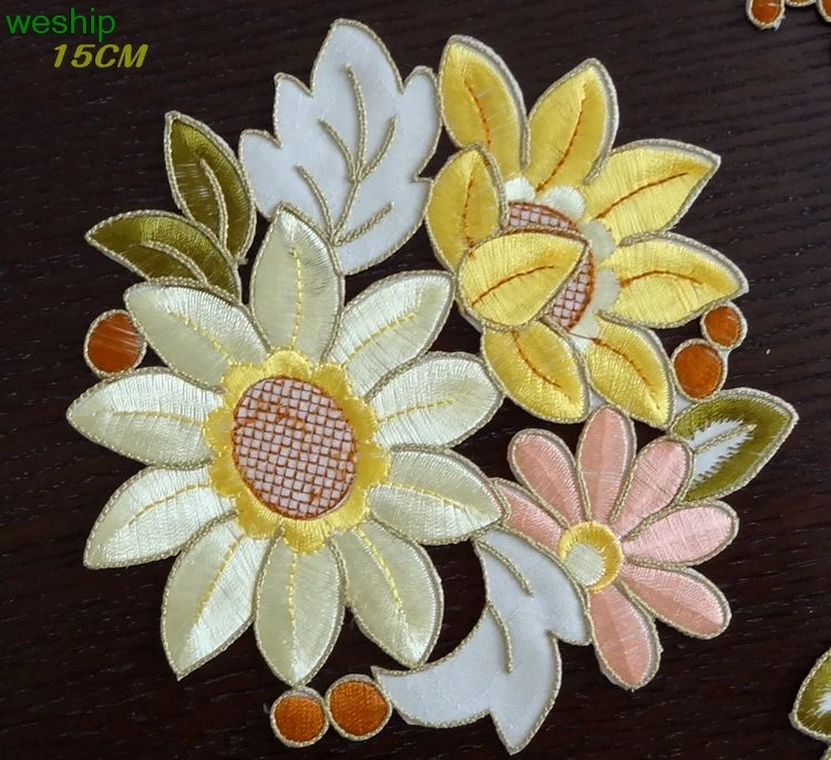 15cm 4pcs Золотистые Подсолнухи, Высококачественная Роскошная ткань с вышивкой, художественная скатерть для чайного стола, скатерть с флагом, коврик для стола, полотенце с защитой от пыли - Цвет: 15cm 4pcs