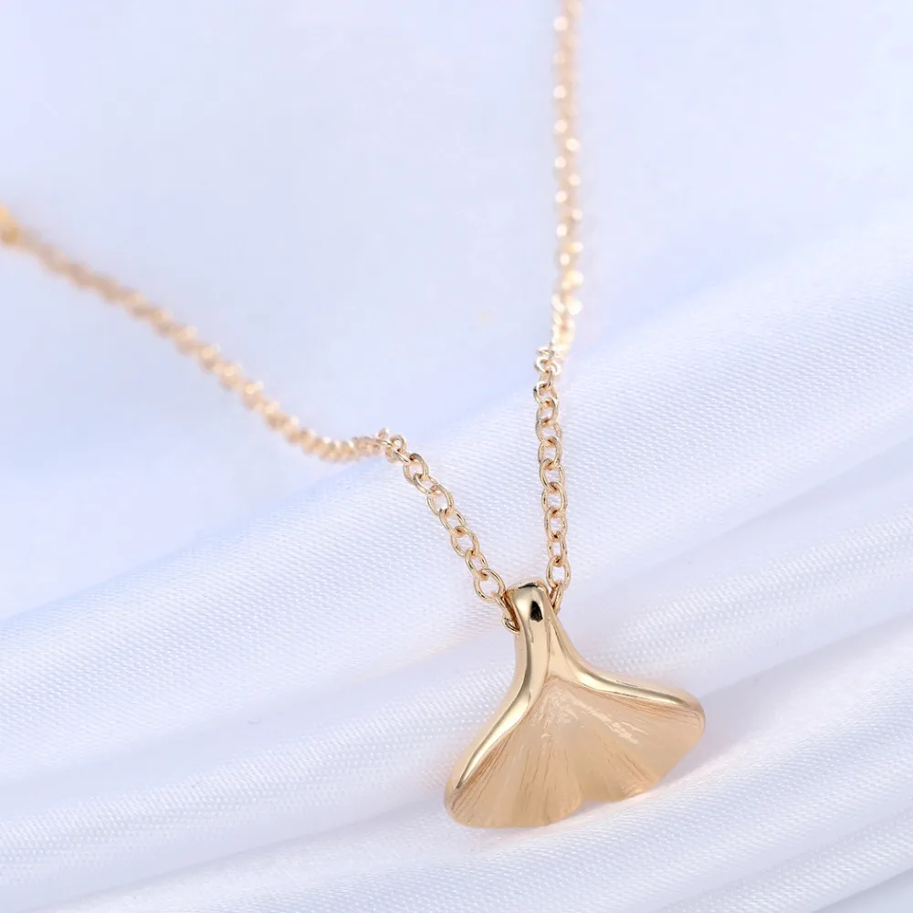 Kinitial Очаровательное ожерелье в виде листьев цветка ожерелья подвески для женщин