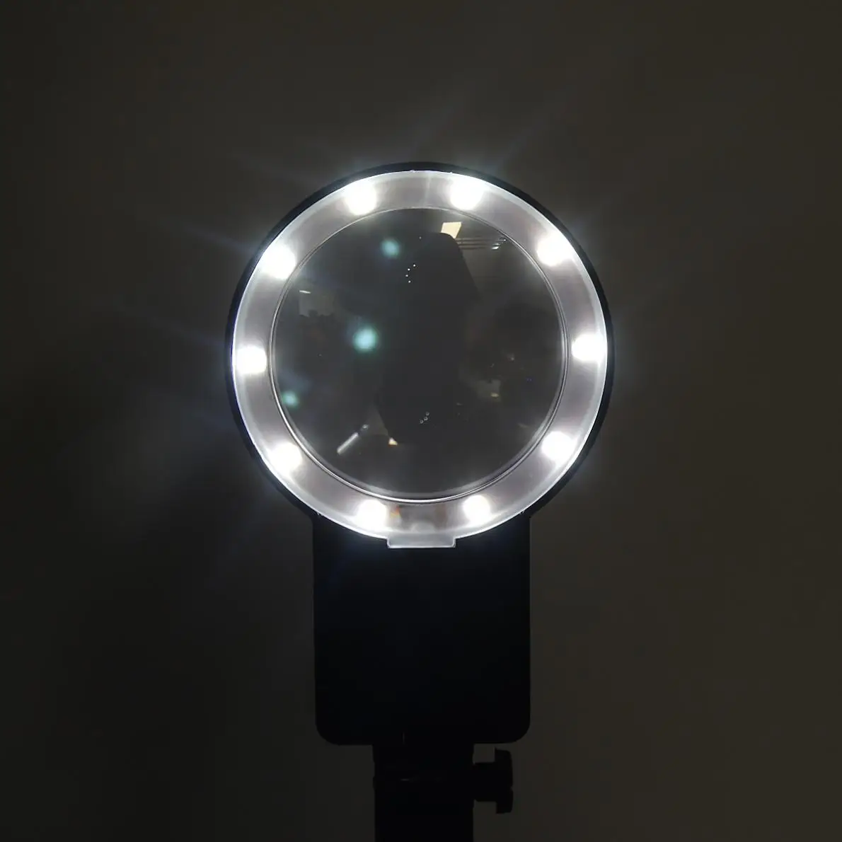 

25X Black Desk-top Multifunctional Adjustable Rotatable Welding Magnifier with 10 LED Lights and Electric Soldering Iron Bracket