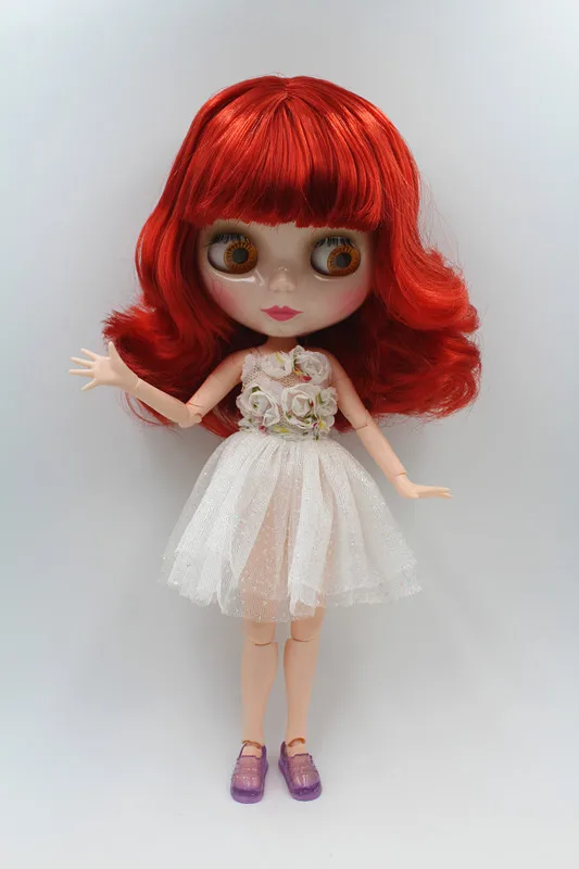 Кукла Blygirl цвет красного вина короткие волосы шарнирная кукла можно менять