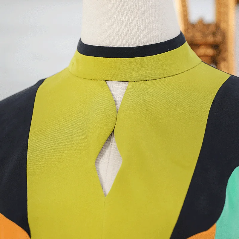 Женское платье туника VOA облегающее с коротким рукавом из тяжелого шелка желтый