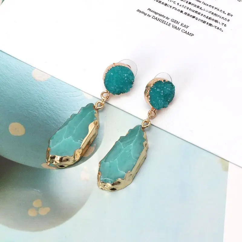 Серьги подвески из искусственного кварца нестандартные серьги полимера с