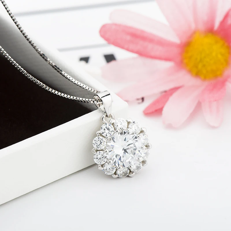 Sterling Silver Sunflower Pendant Necklace Zircon Diamond High Quality Jewelry Pendant for Women 18K White Gold Plated with Box