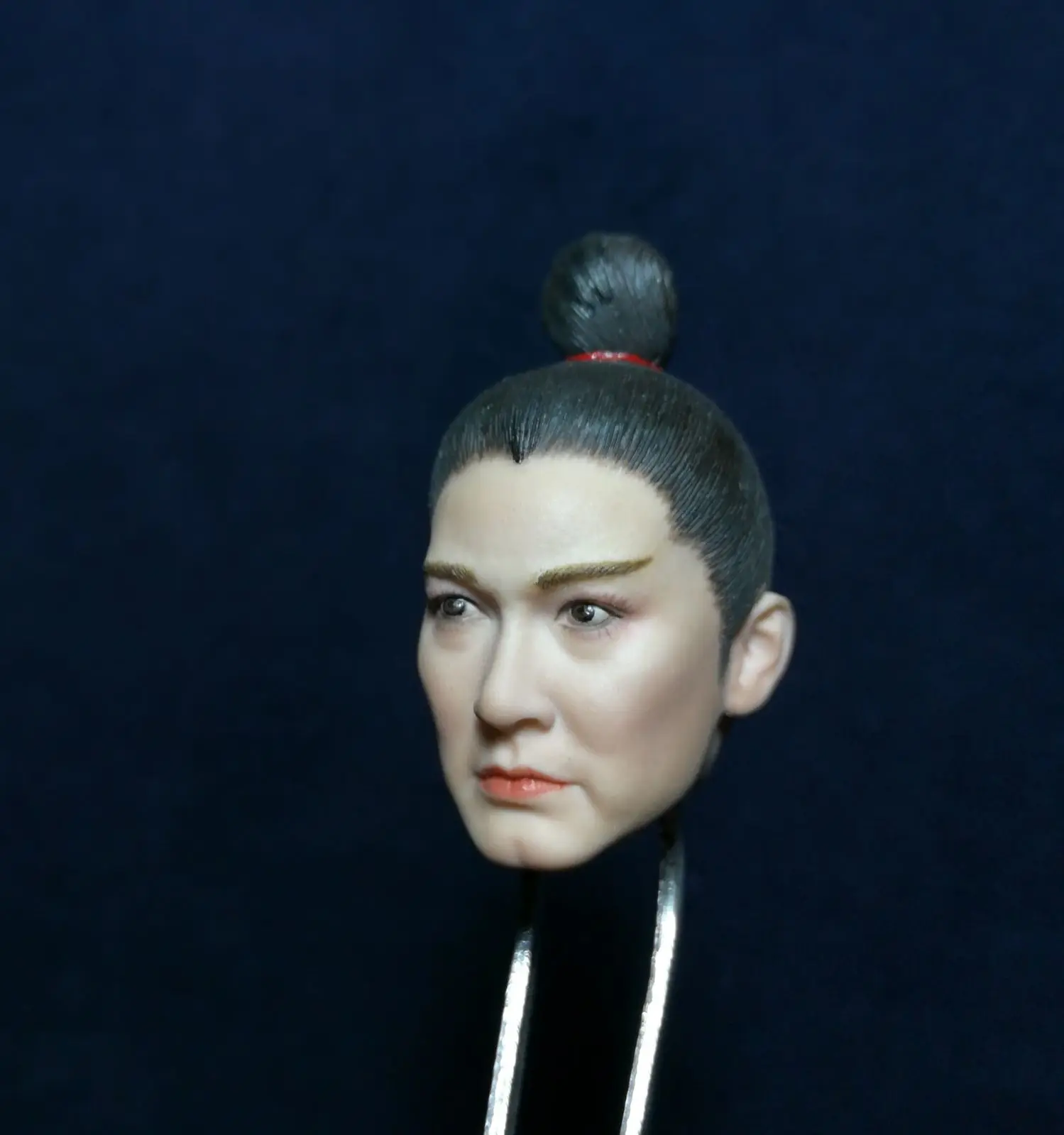 1/6 китайская женская голова скульптура Qingxia Lin короткая для волос непобедимая