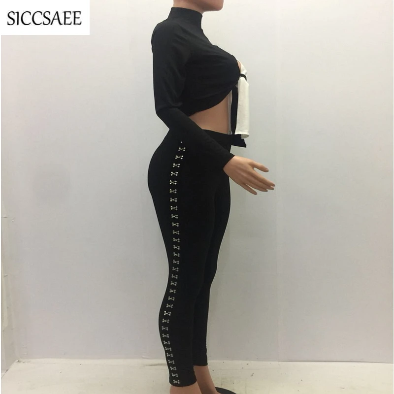 Черно белый комплект из двух предметов облегающий короткий топ с высоким воротом