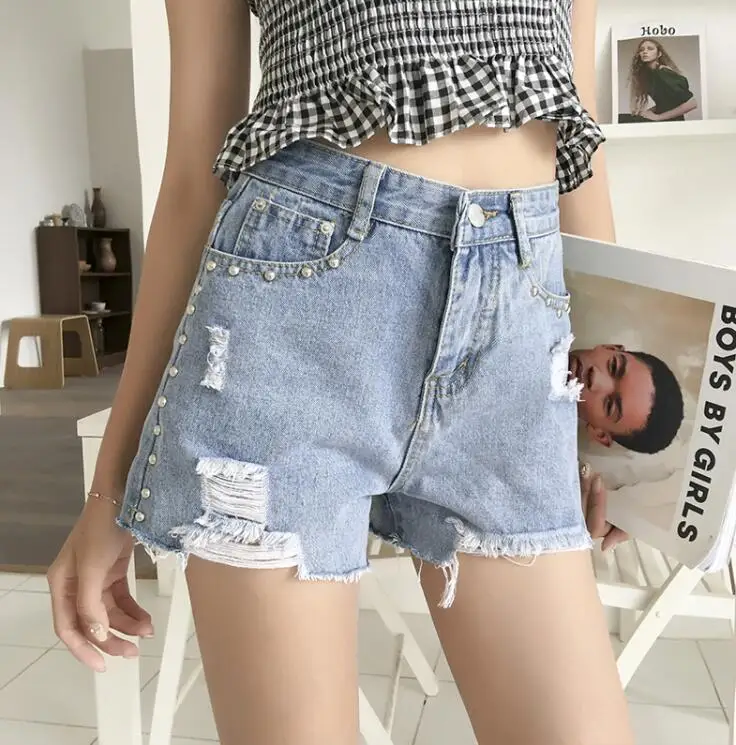 

Summer new rivet hole fashion denim shorts female