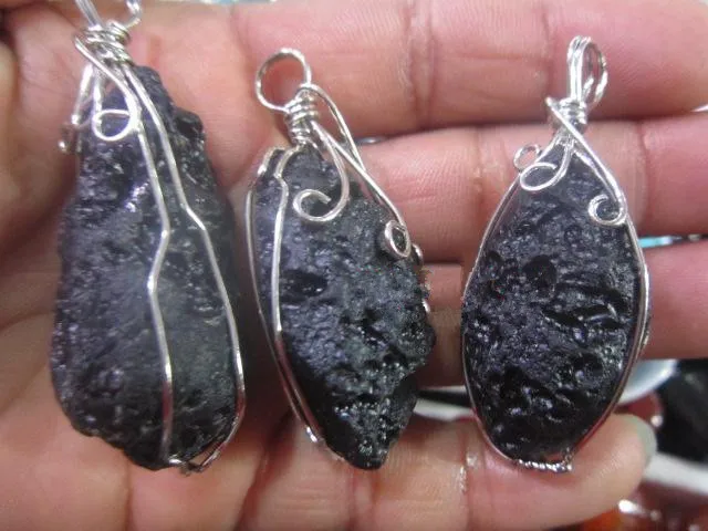 Подвеска из натуральных черных метеоритов и тектитов|meteorite natural|meteorite jewelry