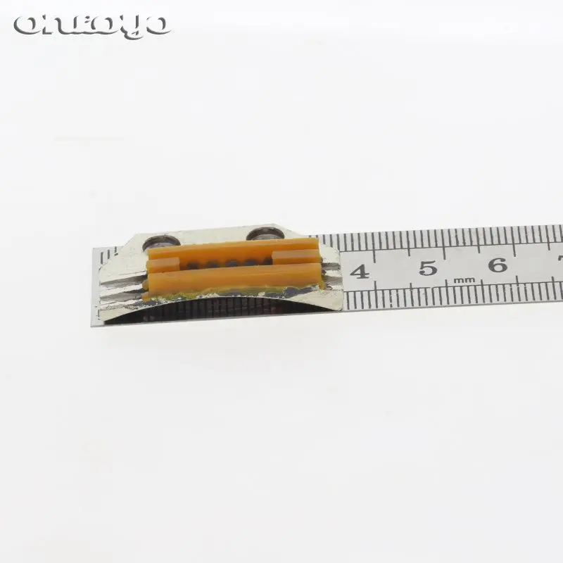 Швейная машинка пластиковая для кормления собак без зубов E type шитья зубцов