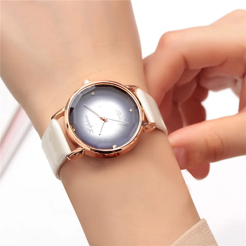 Женские Классические кварцевые часы женские с модным спортивным браслетом