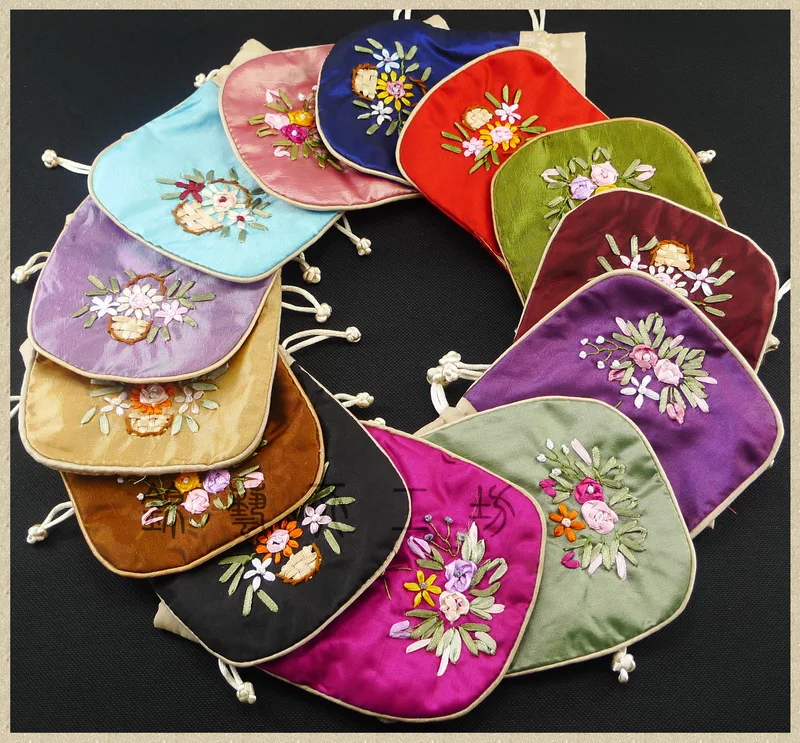 Сумка кошелек ручной работы из атласной ткани с вышивкой|jewelry storage|makeup packagingcoin