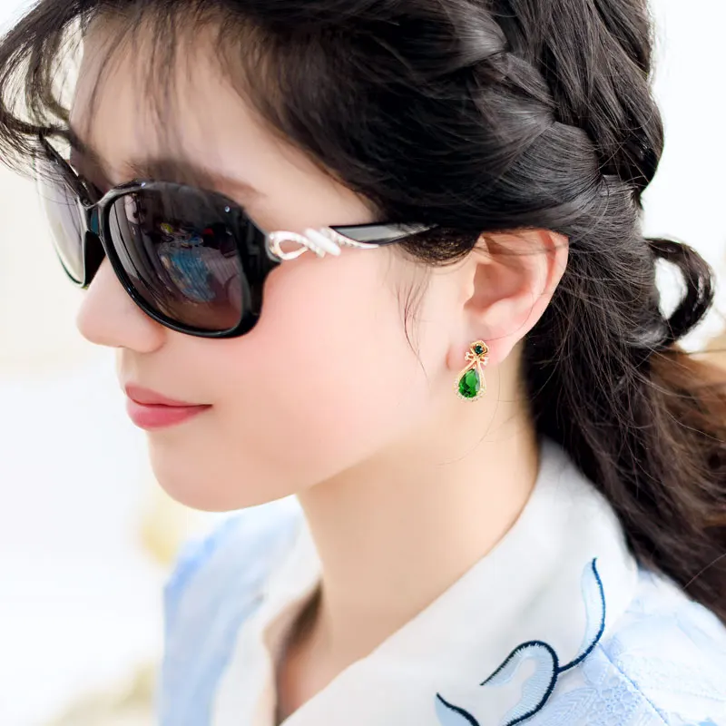 

Women's wedding Mu Xia Crystal Earrings personality temperament female Korean lovely rose gold ear jewelry Pipa Vintage Jewelry