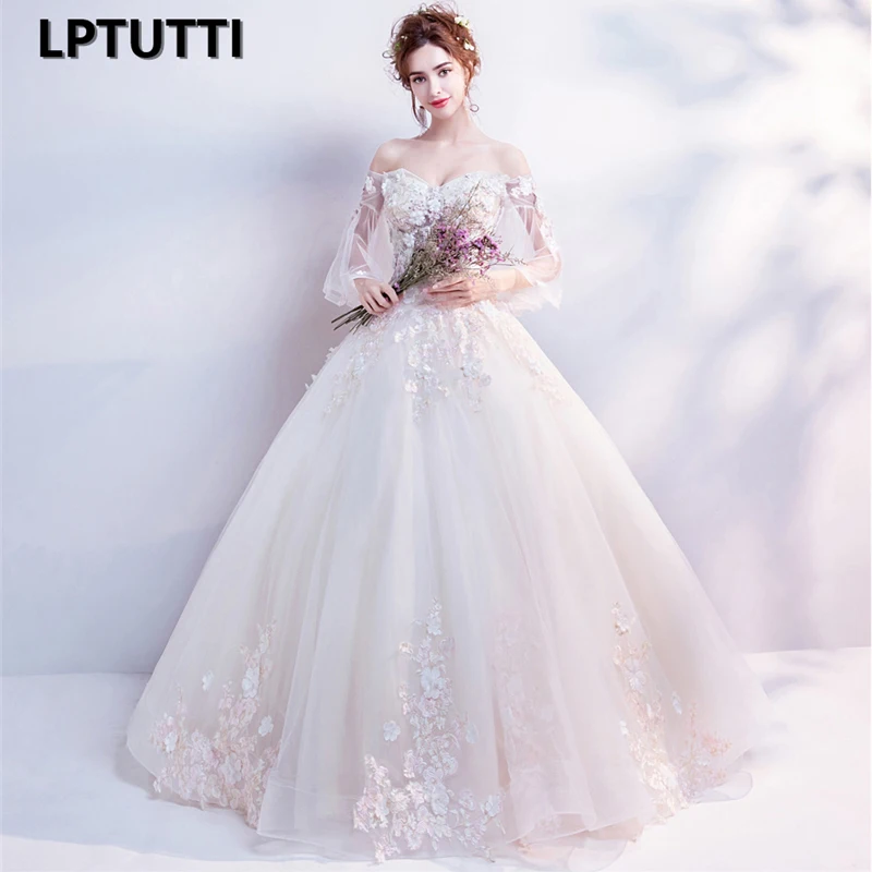 Длинное свадебное платье с аппликацией и бисером в стиле бохо|Свадебные платья| |