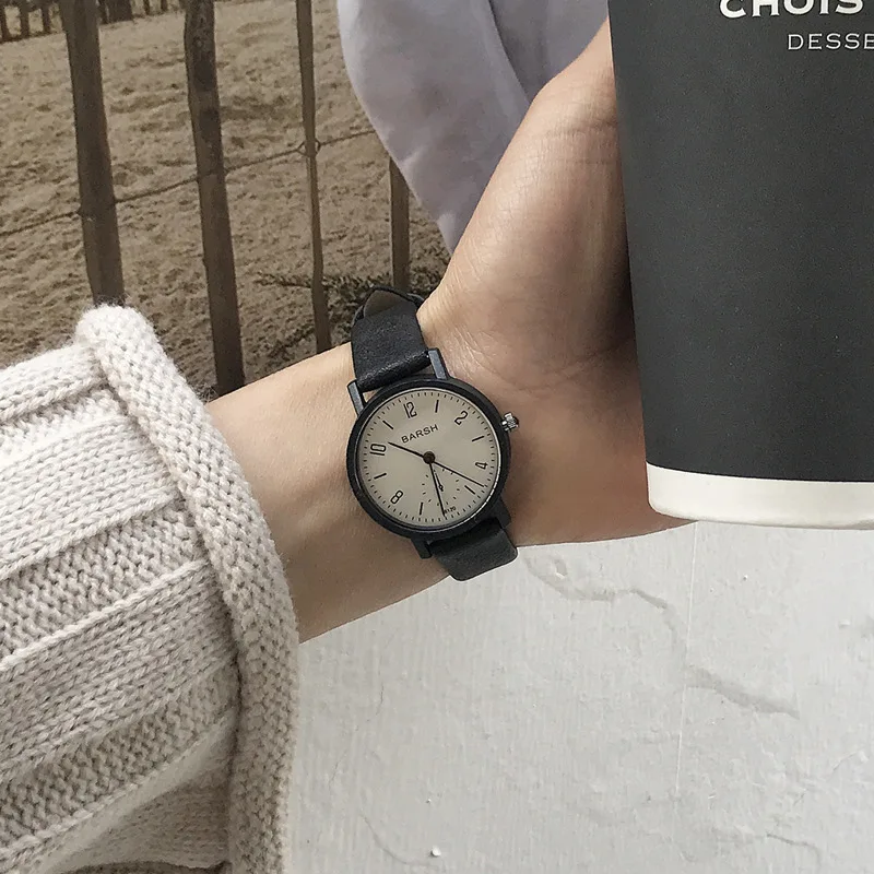 

Women's watches fashion brand vintage leather quartz watch women simple woman clock casual ladies wristwatches Montre Feminino
