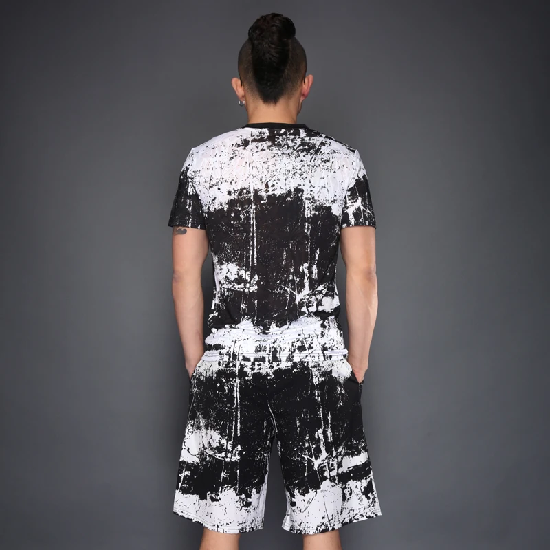 

Personalized creative ink printing fashion oversized t shirt and shorts suit Summer 2018 soft breathable quality mens short sets