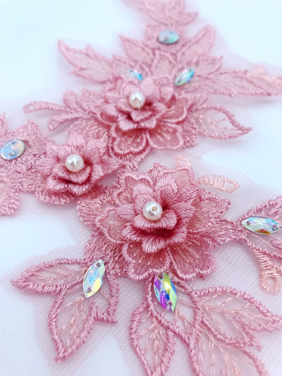 Ручная работа розовый цвет горячее сверление стразы и вышивка кружевных заплаток аппликация свадебное платье бордюры мастер-класс на одежде.