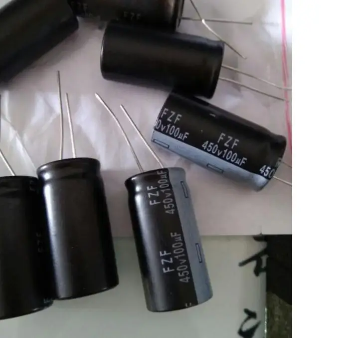 

450 v100uf 100 uf450v Новый аутентичный высокочастотный низкостойкий алюминиевый электролитический конденсатор Спецификация: 18*35
