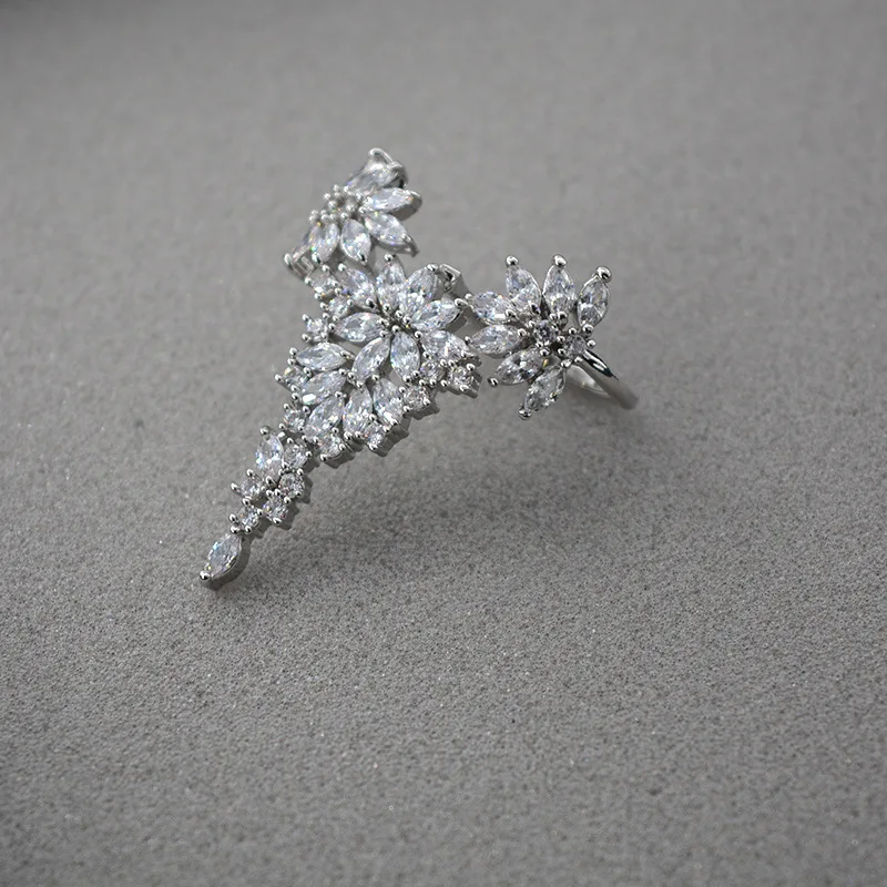 HIBRIDE элегантная форма в виде цветка массивное женское кольцо с геометрическим