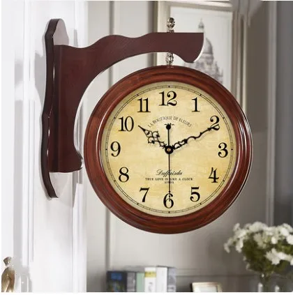 Wood color-C Двухсторонние настенные часы гостиная Европейский стиль в американском стиле из цельной древесины часы пасторальный креативный современный простые настенные часы - Цвет: Wood color-C