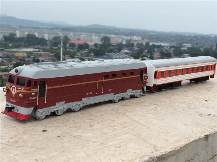 Высокая моделирования модель поезда. 1: 87 масштаб сплав оттягивать назад двойной поезд пассажирский отсек металлические игрушечные машинки - Цвет: 2