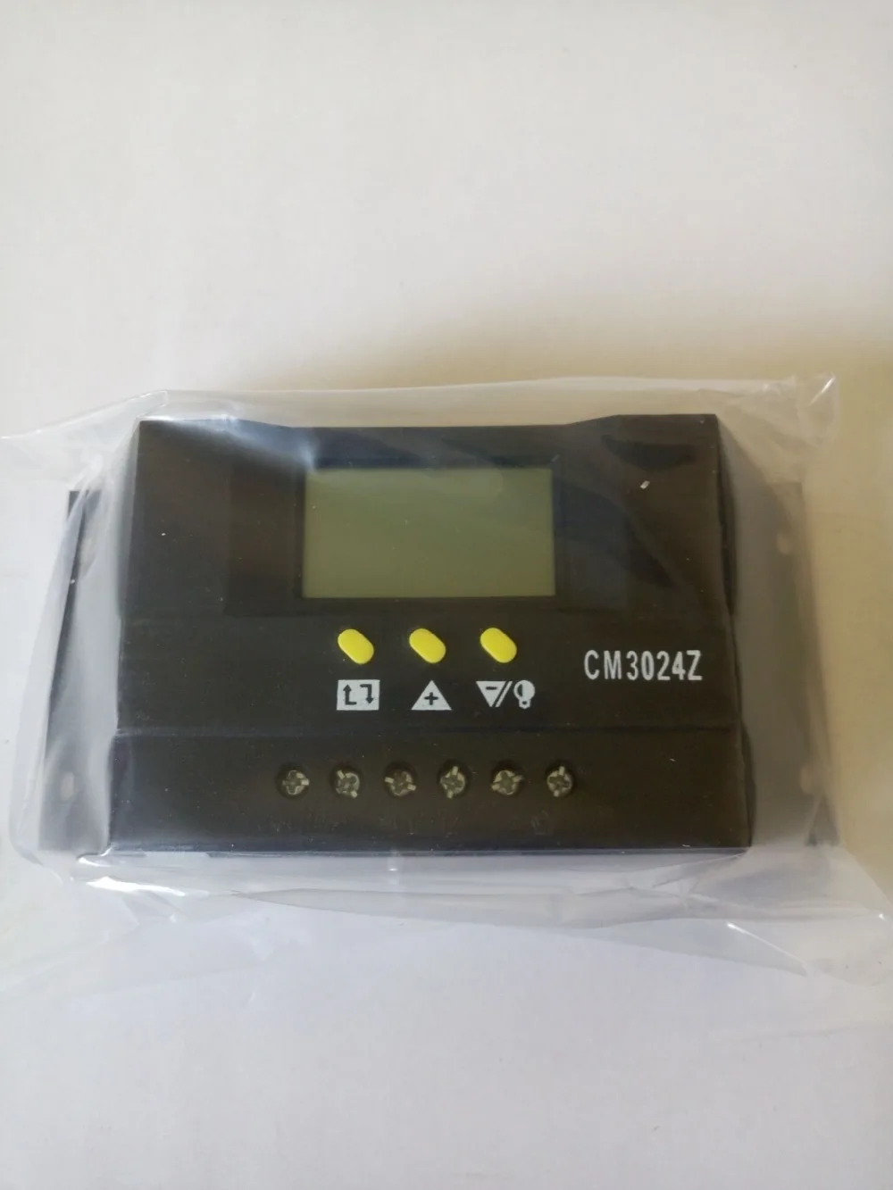 Недорогая распродажа полугибких черных солнечных панелей мощностью 100 Вт для