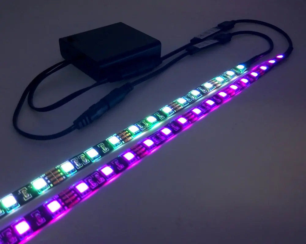 Светодиодная лента с двойным выходом 5050 RGB водонепроницаемая IP20/IP65 4 батарейки AA 2