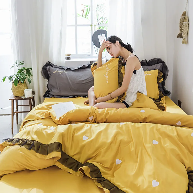 Modern Style 3 4pcs Bed Sets Duvet Cover Sheet Pillowcase Ruffles Fresh Yellow With Love Heart Design Full Queen King | Дом и сад
