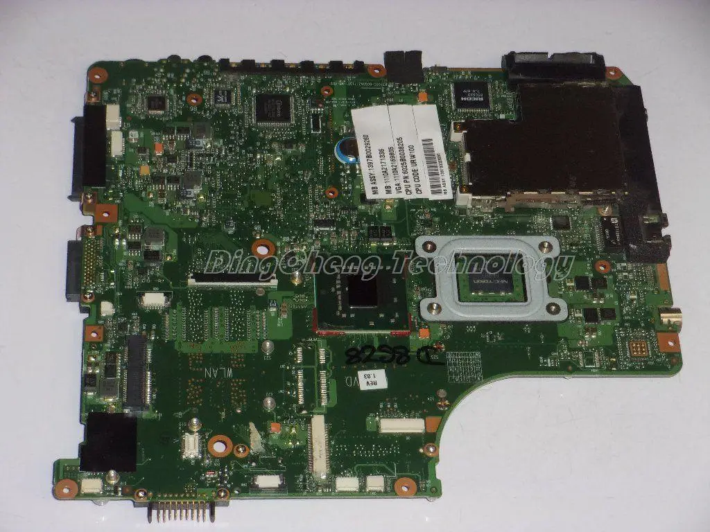 

Laptop motherboard for toshiba A300 A305 SPS V000126450 GM45 DDR2 Mainboard