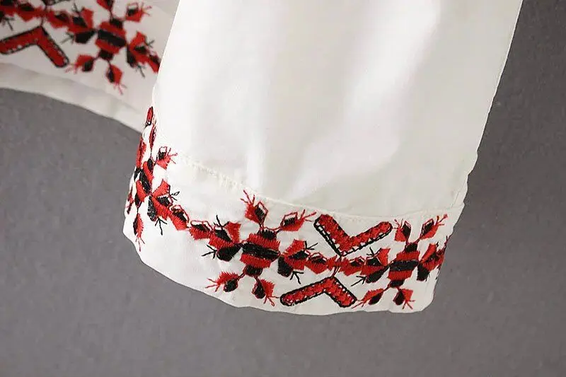 Мини-платье с V-образным вырезом и большими рукавами-фонариками | Женская одежда