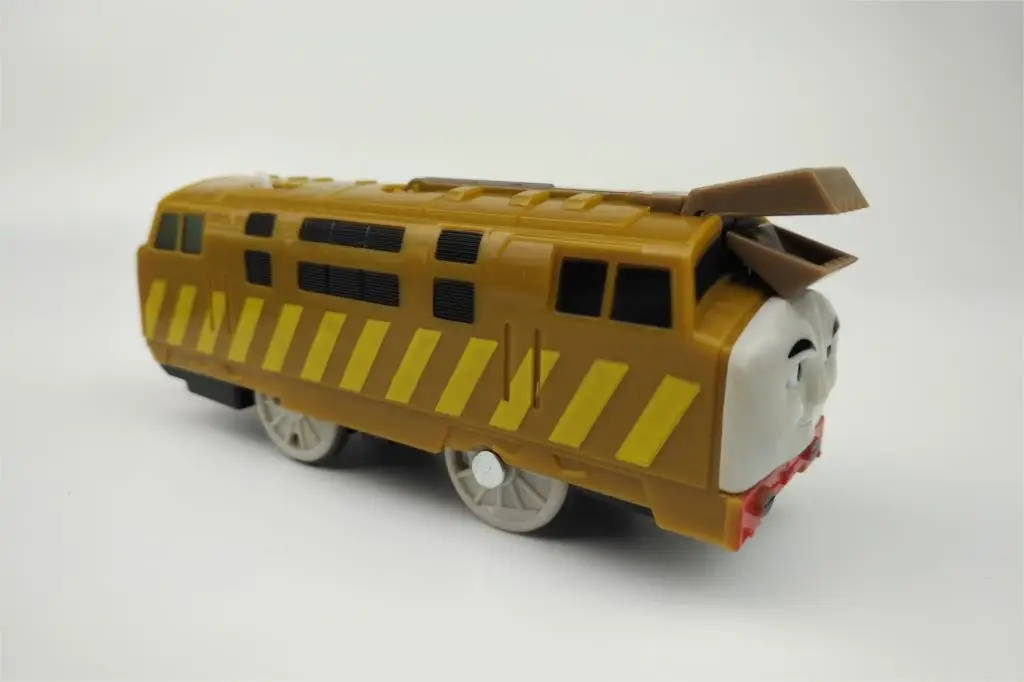Дизельный 10 Электрический поезд Vihcle игрушка моторизованный Trackmaster