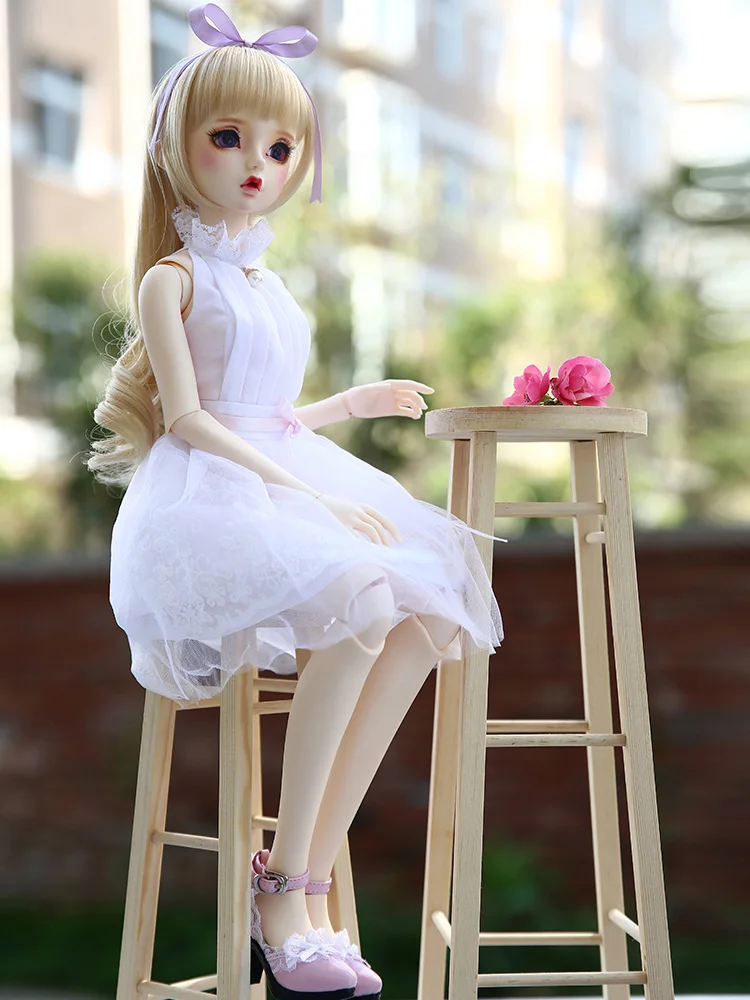 Volks Lorina Volks bjd sd куклы 1/3 модель тела для мальчиков и девочек глаза высокое качество игрушки магазин смолы бесплатные глаза