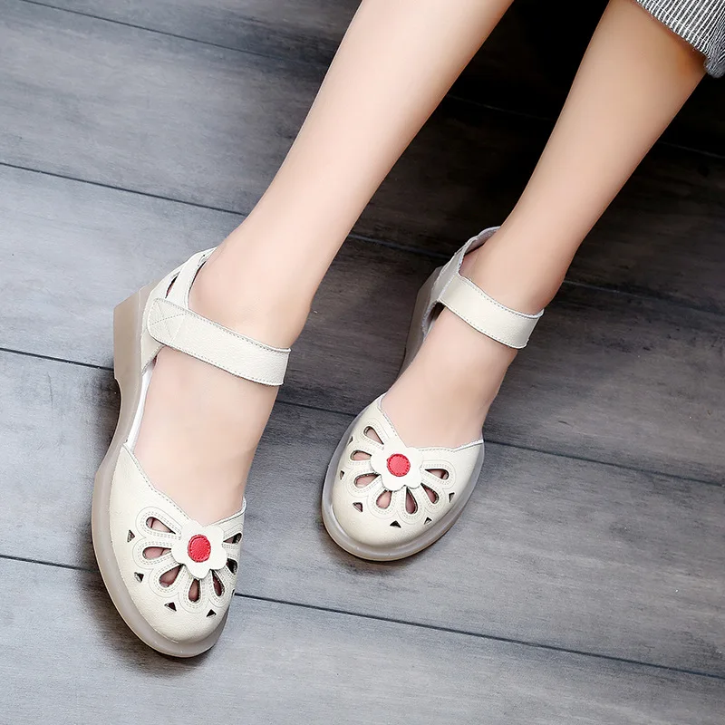 

2019 New Summer Hollow Flower Cowhide Leather Sandals Women Shoes Flat Comfort Soft Casual Sandals Shoes Woman Fashion Sandals