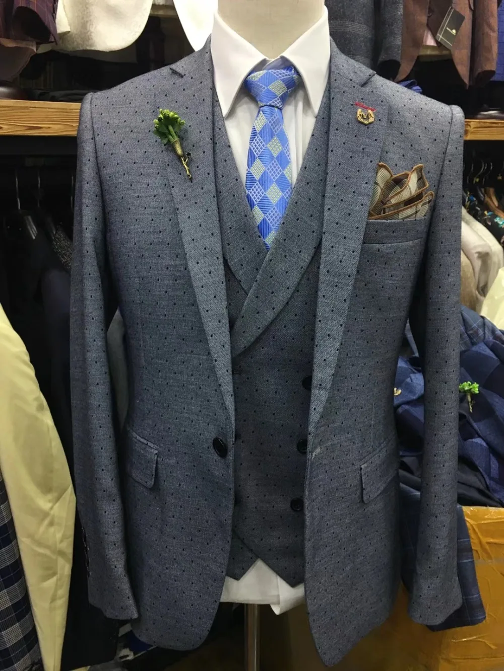 2018 New point Men Suit Wedding Suits Slim Fit 3 Pieces Tuxedo Groom Groomsman best man for wedding in stock  real picture