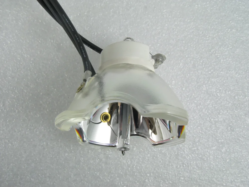 

High quality Projector bulb VLT-XL650LP for MITSUBISHI HL650U / WL2650 / WL2650U, WL639U with Japan phoenix original lamp burner