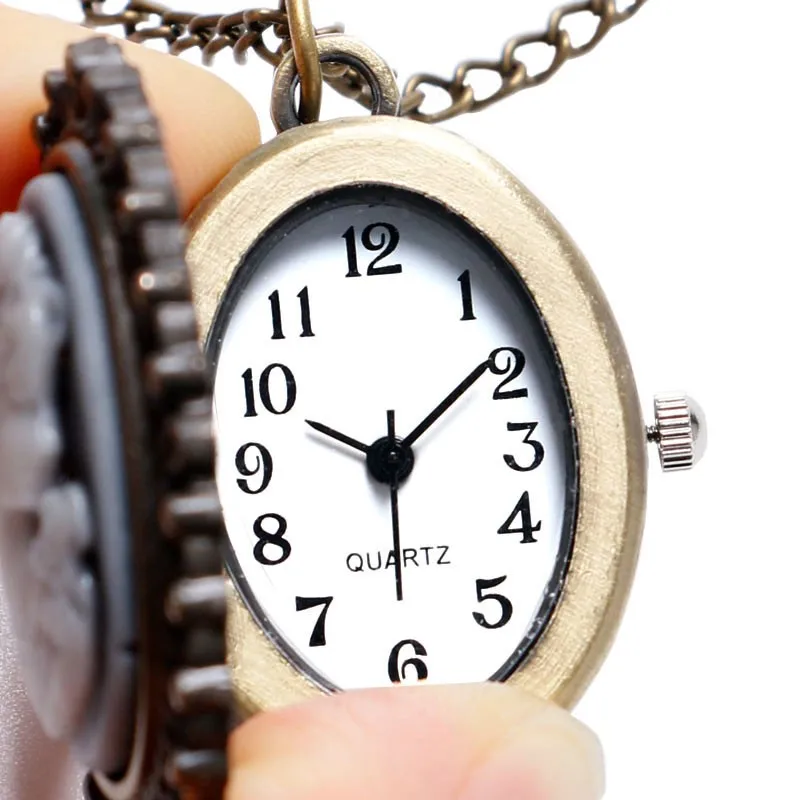 Retro Antique Style Bronze White Lady Beauty Quartz Pocket Watch with Necklace Girl Women Kid Pendant Clock Birthday Gift PW333 |