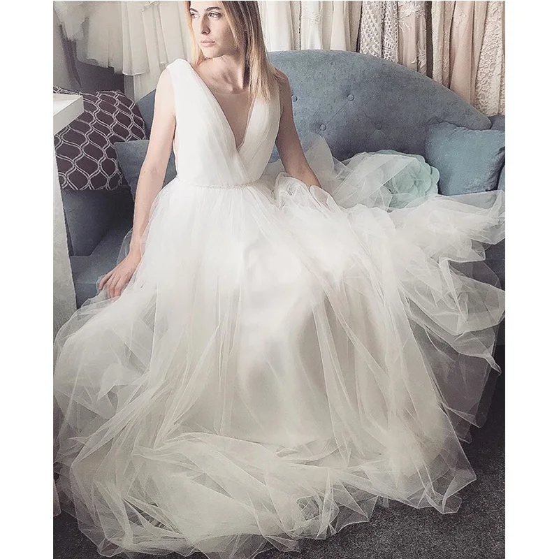 Элегантное свадебное платье без рукавов с V образным вырезом|Свадебные платья| |