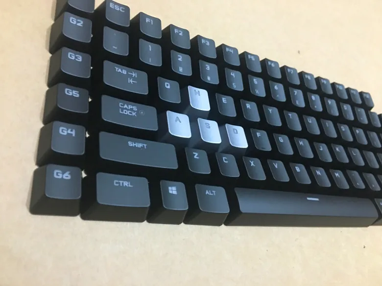 Оригинальные новые колпачки для клавиш Logitech G710 + Оригинальная Черная