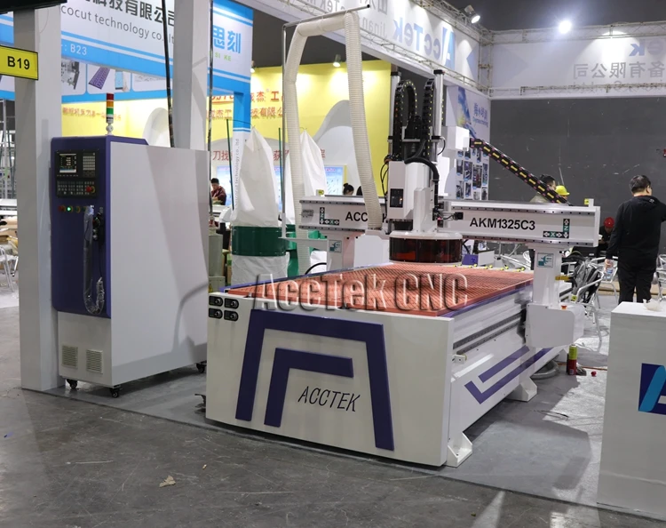 Тайваньский контроллер Syntec atc cnc деревообрабатывающий фрезерный станок с ЧПУ