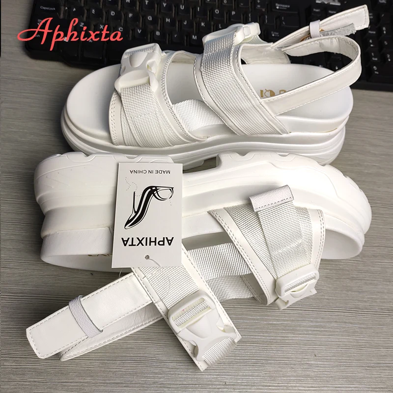 Сандалии Aphixta женские на платформе пляжные босоножки танкетке с пряжкой толстая